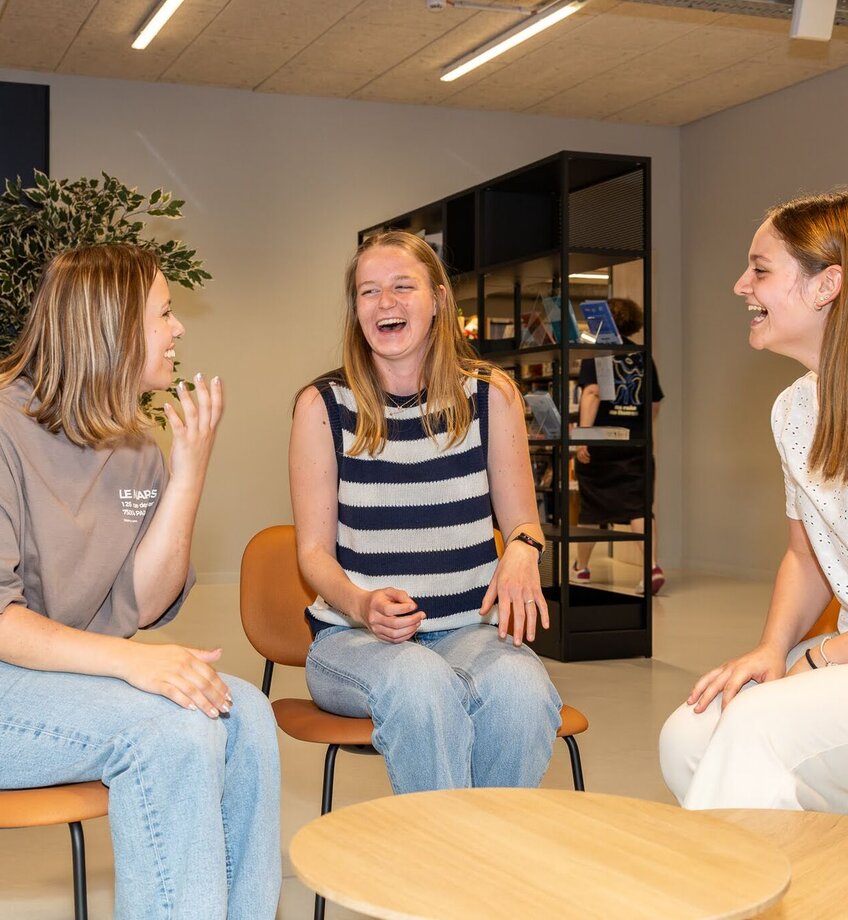 studenten in het leercentrum van aalst