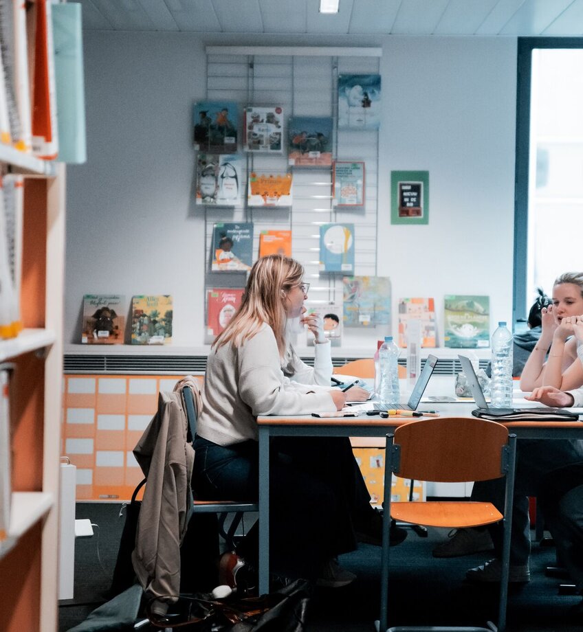 student in leercentrum brussel
